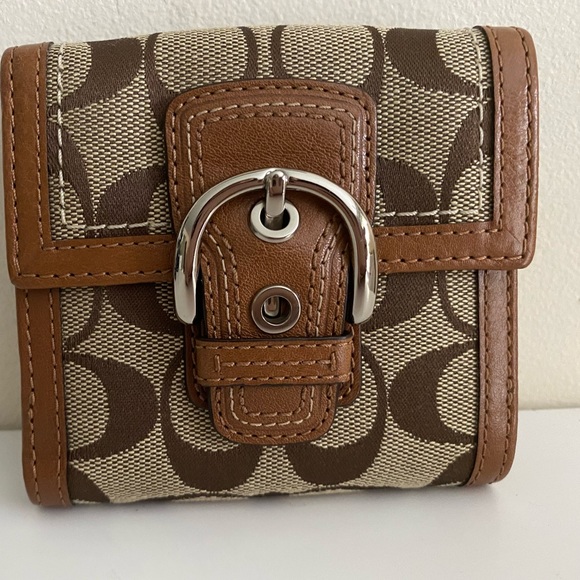 Coach Handbags - Coach signature logo wallet NWT
